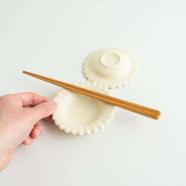 【１着でも送料無料】 Awabi ware アワビウェア ひまわり豆皿 アイボリー｜FRANK暮らし 食器