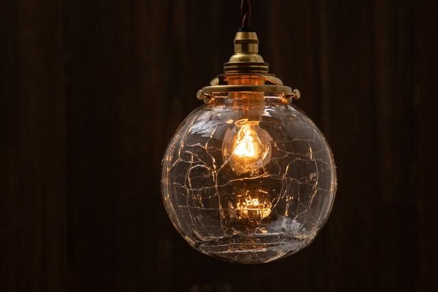 安土草多　ガラスペンダントライト　照明　球（クラック） 000000000253_nFc5itO.jpg