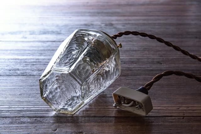 安土草多　ペンダントライト　角瓶 安土草多 ペンダントライト 照明 吹きガラス 角瓶（クリア