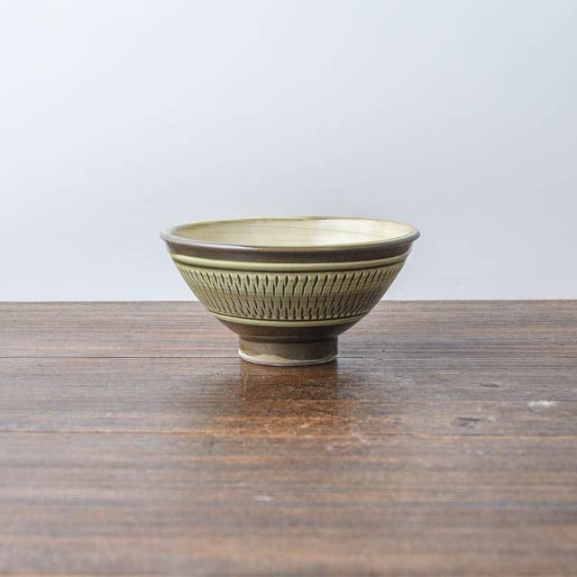 黒木釜 小鹿田焼 大皿 唐臼 飛び鉋 刷毛目 釉薬二色がけ 美