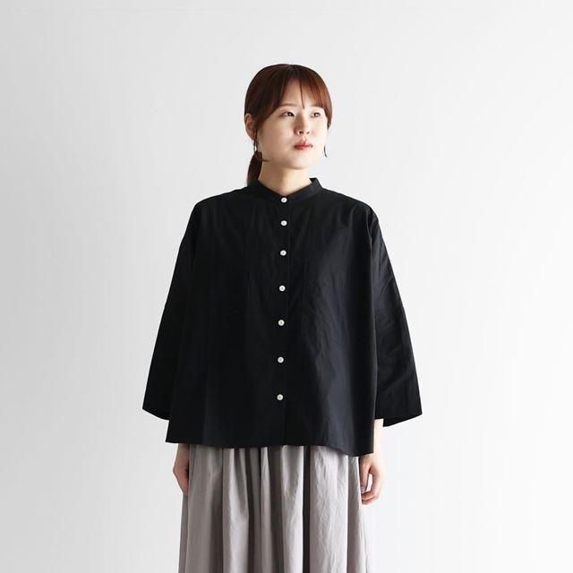 HUIS ハウス 8分袖コードレーンバンドカラーブラウス（ブラック）レディス