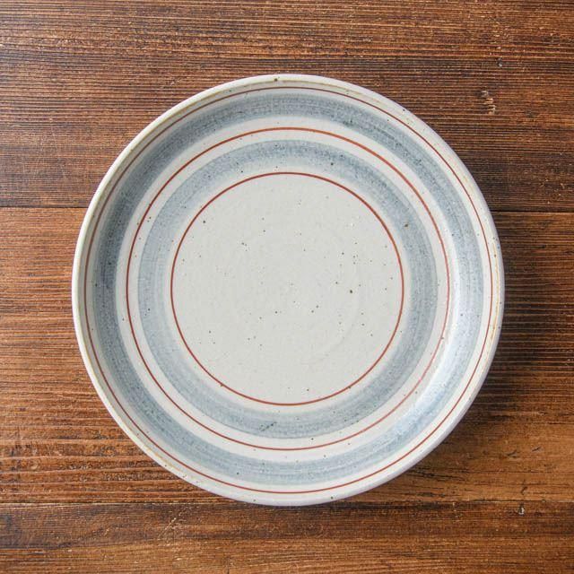 冨本大輔 七寸皿 01 灰釉絵付 淡呉須×赤線