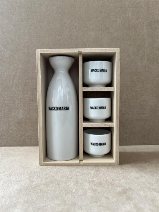 SAKE BOTTLE & CUP