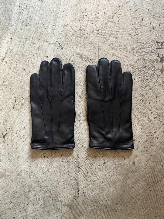 LEATHER GLOVE