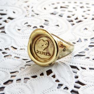 THE LETTERSFASHION RING LOVE PAPIER. hummer brass