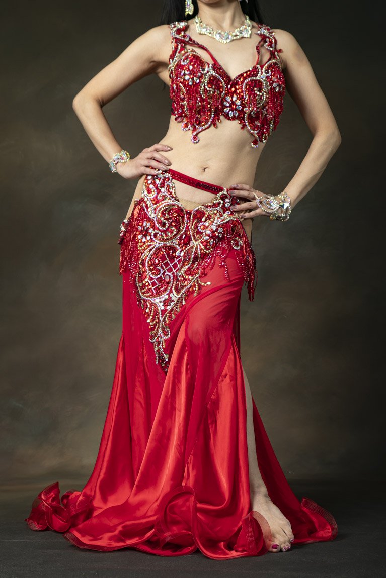Amira design ベリーダンス衣装 一体型コスチューム 豪華 red 大きめ 