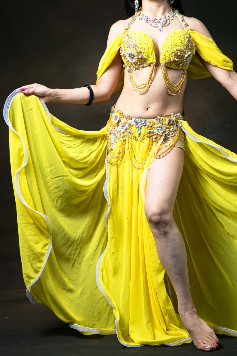 新作 Yasser bebo オリエンタル一体型コスチューム yellow - Bellydance costume selectshop  Naju-le