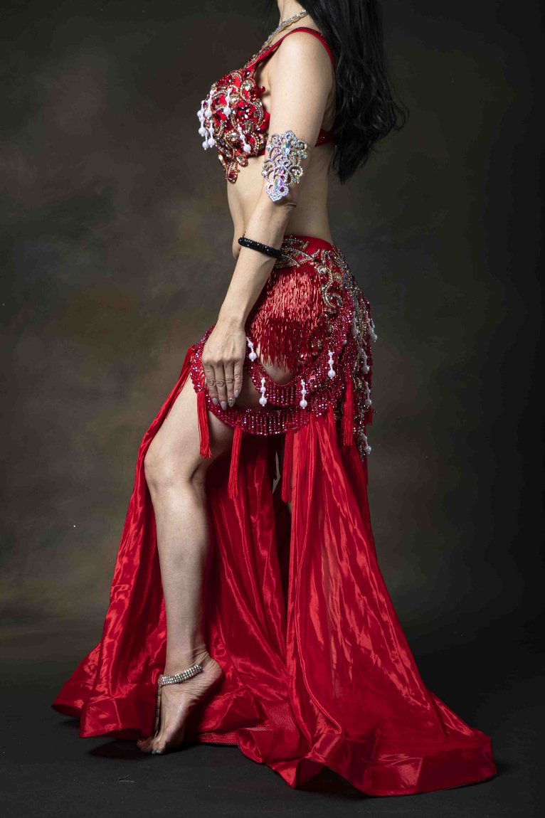 Amira design ベリーダンス衣装 一体型コスチューム 豪華 red 細身 - Bellydance costume selectshop  Naju-le