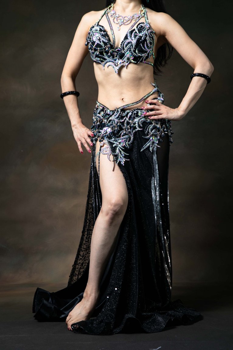 Irina 一体型豪華衣装 オリエンタルコスチューム ブラック - Bellydance costume selectshop Naju-le