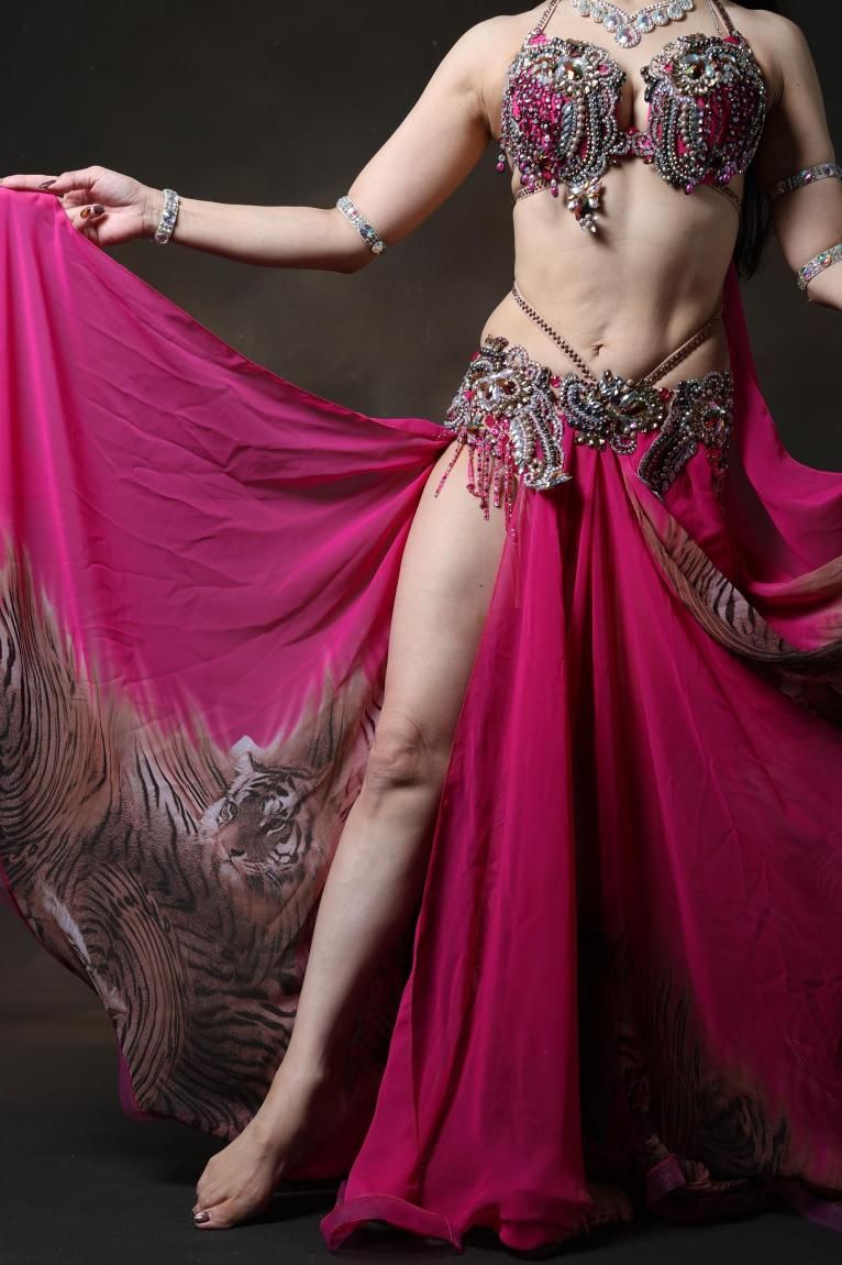 Irina イリーナ オリエンタル衣装 一体型ピンク衣装 - Bellydance