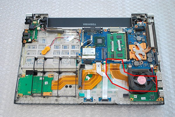 中古 東芝 dynabook R731/R732 USB基盤用フラットケーブル