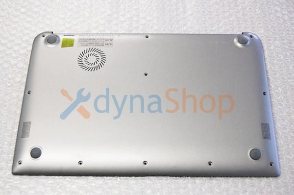 中古美品 東芝 Dynabook Kira V634 28ks 裏カバー