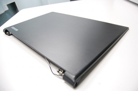 中古美品 東芝 dynabook Satellite R35/P 用 液晶パネル（LCDカバー