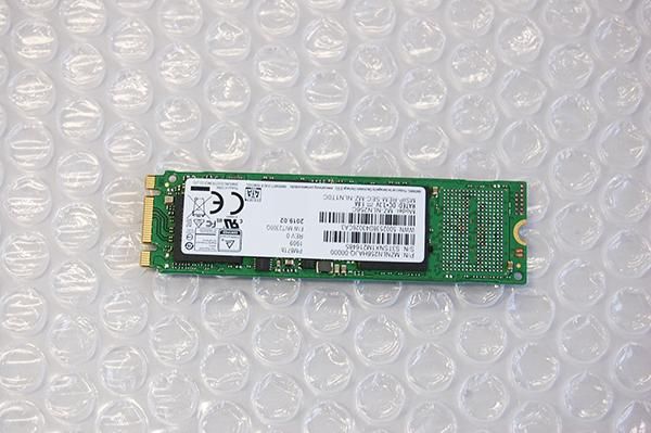 中古美品 東芝 dynabook UZ63/J シリーズ M.2タイプ SSD 256GB