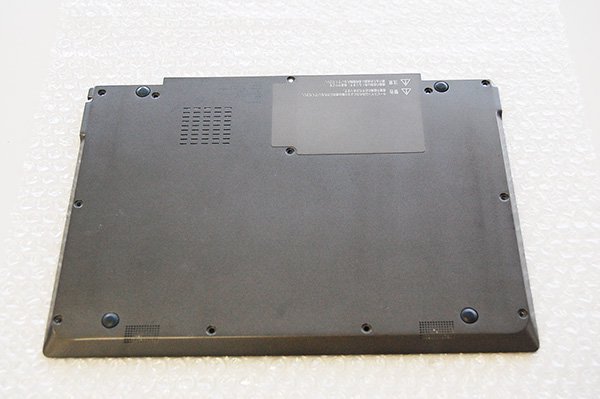 中古美品 東芝 dynabook V62/Bシリーズ 用裏カバー No.0414