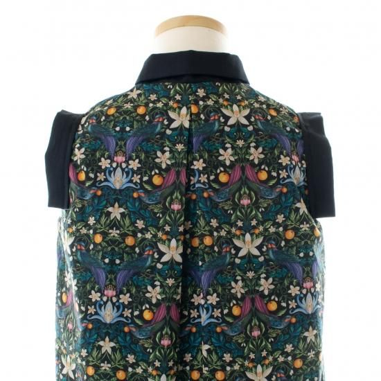 キナコ⭐️新品♥︎LIBERTY リバティ☘️花柄 ワンピース LL 黒系 リバティ カペル 仕立て ボーカラーワンピース