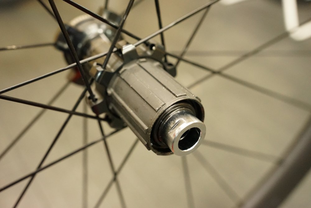 完璧 Tvilbidvirk5SHIMANO シマノ WH-R8170-C36-TL フロント 12ｍｍE