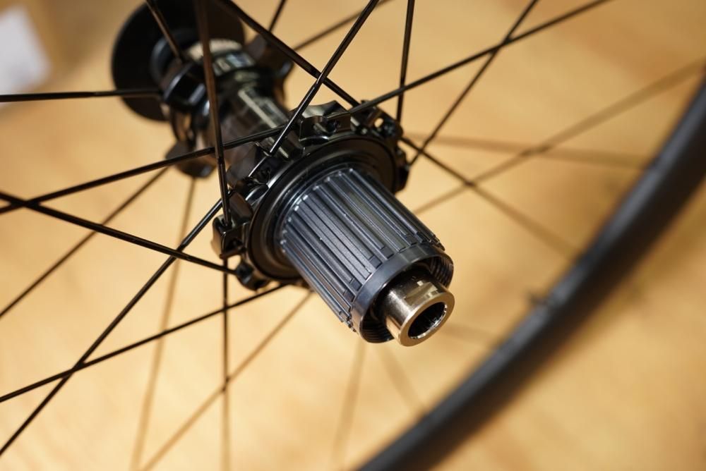 SHIMANO(シマノ) DURAACE WH-R9270-C50-TL ディスクブレーキ用カーボン