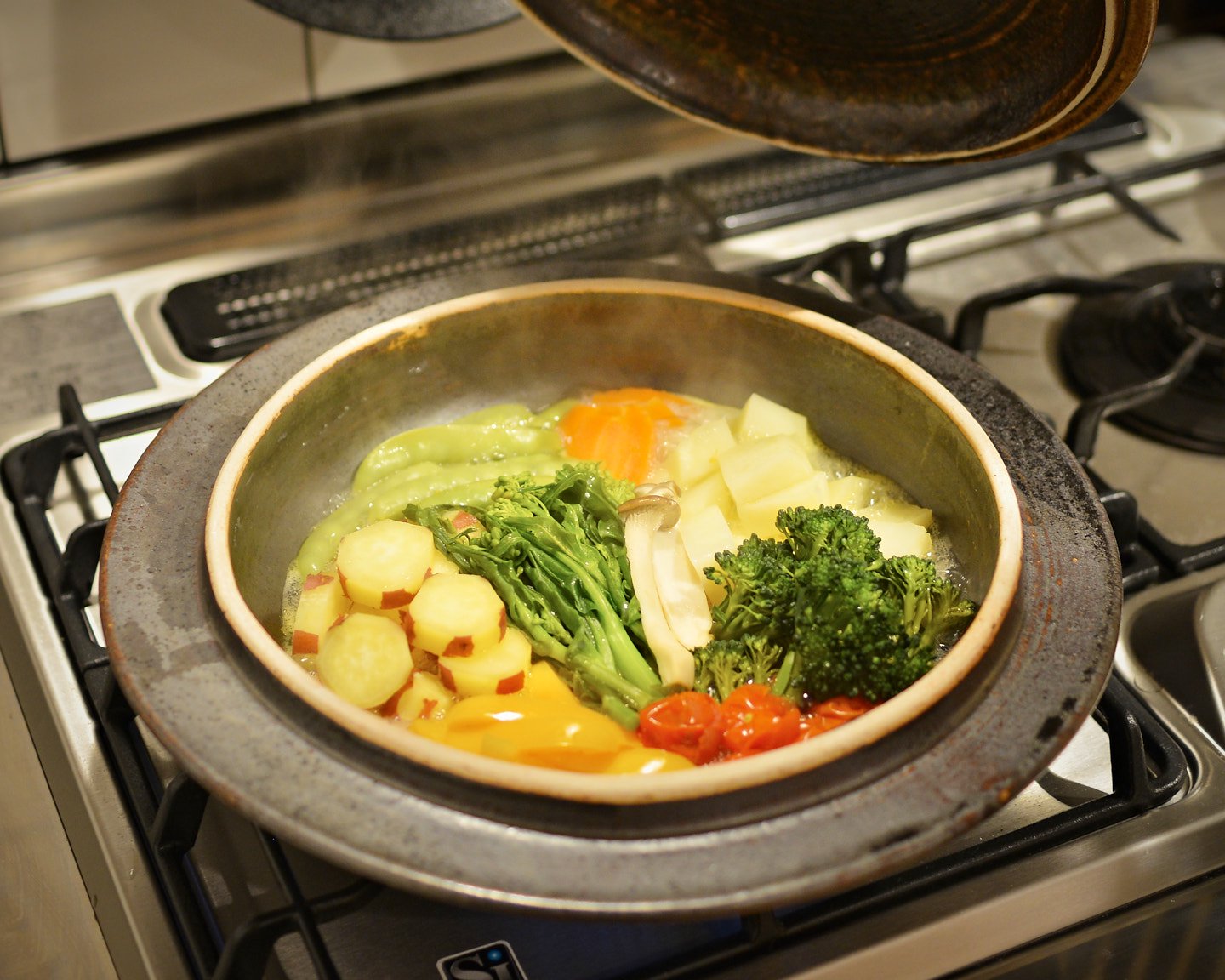 フカイアサイ土鍋,蒸し野菜