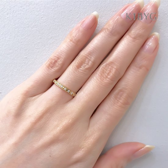 平らな指輪 ハーフ エタニティ 指輪 細身 指輪 ピンクサファイヤ 18金