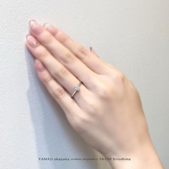 TOWA/トワ』プラチナ950 エンゲージリング(婚約指輪)｜刻印