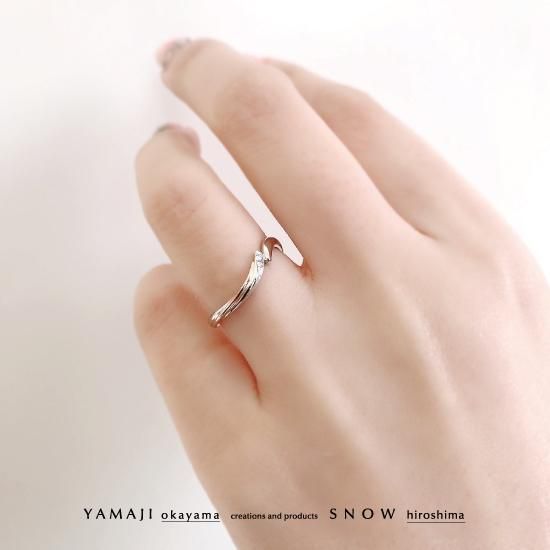 BUTTERFLY ON YOU/蝶のゆびわ』ダイヤ2石 マリッジリング(結婚