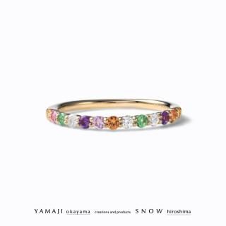 <img class='new_mark_img1' src='https://img.shop-pro.jp/img/new/icons5.gif' style='border:none;display:inline;margin:0px;padding:0px;width:auto;' />「レインボーキス」マルチカラーエタニティリング センターオレンジサファイア