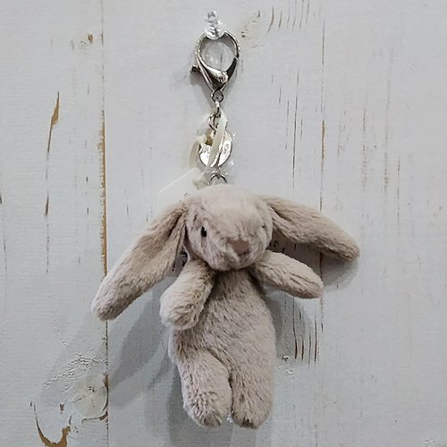 Jellycat「Bashful Bunny Beige Bag Charm」（うさぎ・バッグチャーム