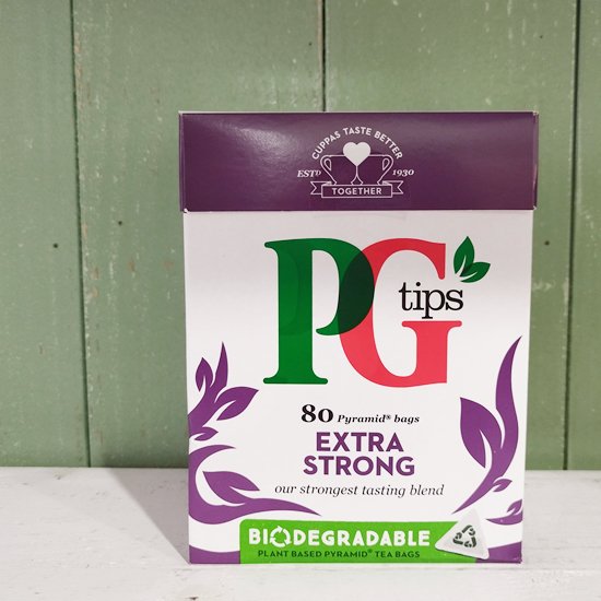 英国紅茶 PG Tips 「エクストラストロング 80p」 (PGティップス・ピラミッド型ティーバッグ80袋入） - イギリス雑貨COTSWOLDS