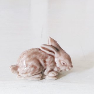 WADE 「Whimsies ・Bunny(ベージュうさぎ)フィギュア」 
