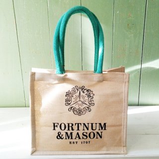 <img class='new_mark_img1' src='https://img.shop-pro.jp/img/new/icons12.gif' style='border:none;display:inline;margin:0px;padding:0px;width:auto;' />Fortnum & Mason「Bag Sサイズ（ブラックのロゴ）」フォートナム&メイソン