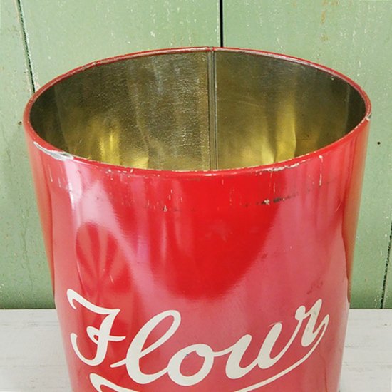 英国ヴィンテージ「Flour Tin / Red u0026 Cream缶」フラワー缶 小麦粉入れ・レッド＆クリーム色 1950's-  イギリス雑貨COTSWOLDS