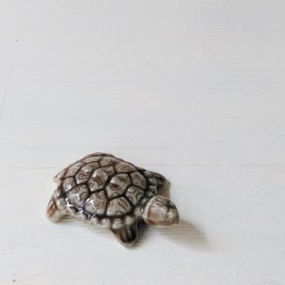 WADE 「Whimsies ・Turtle(カメ)D・ 陶器フィギュア」 