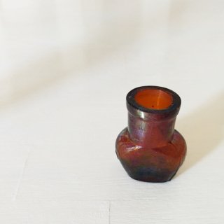 英国アンティーク「OXO（オクソ）ガラスボトル・Sサイズ 厚め」1908-10 アンバーガラス 琥珀色