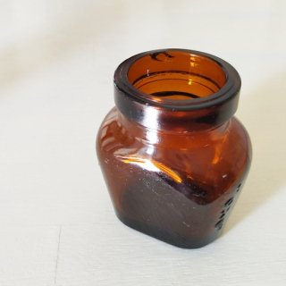 英国アンティーク「OXO（オクソ）ガラスボトル・Lサイズ 4oz」1908-10 アンバーガラス 琥珀色