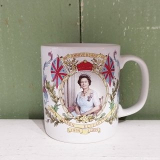 「エリザベス女王 Ruby Jubileeマグカップ」1992年ルビージュビリー 戴冠40周年記念 コロネーション