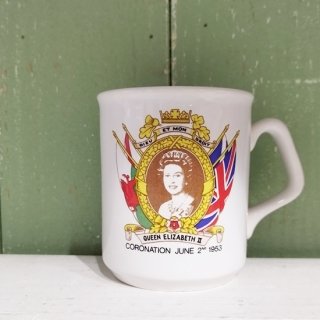 「エリザベス女王Silver Jubileeマグカップ」TAMS シルバージュビリー1978年コロネーション（ふちにキズあり）