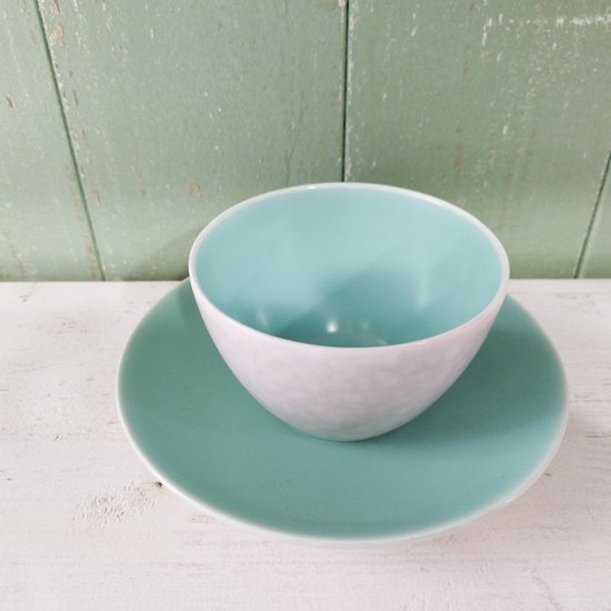 Poole Pottery 「 Twintone Cup & Saucer / Ice Green × Seagull 