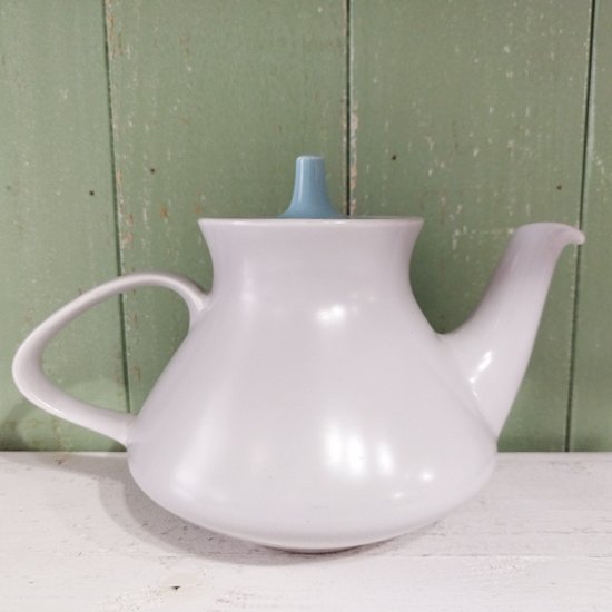 Poole Pottery 「Twintone Tea Pot / Sky Blue & Dove Grey」プール ...