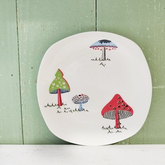 MIDWINTER 「Toadstools (15.5cm)」ミッドウィンター 毒きのこ ケーキプレート 1956年 - イギリス雑貨COTSWOLDS