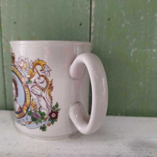 Prince William Pottery「エリザベス女王Silver Jubileeマグカップ」 WP 1977年シルバージュビリー B  コロネーション - イギリス雑貨COTSWOLDS