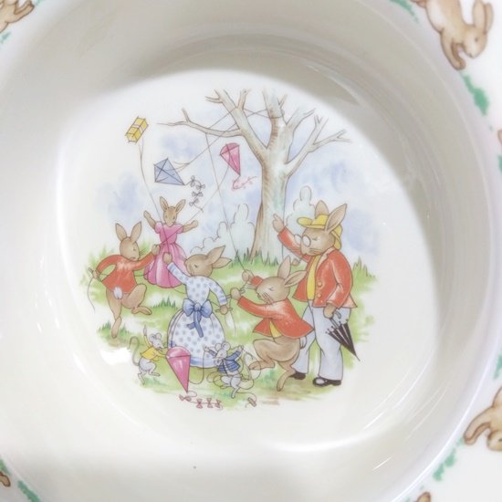 「Bunnykins 平たいボウル(C)凧あげ」Royal Doulton バニキンズ ロイヤルドルトン- イギリス雑貨COTSWOLDS