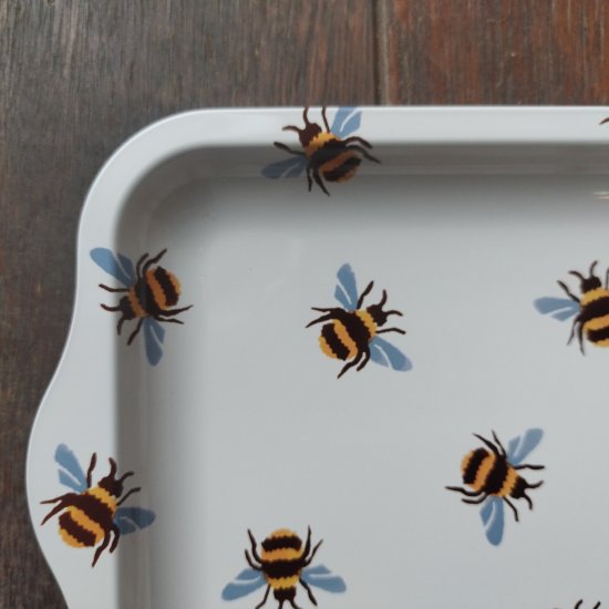 Emma Bridgewater「Bumblebees Small Tin Tray（バンブルビー柄）はち」缶素材の小さなトレイ・エマブリッジウォーター  - イギリス雑貨COTSWOLDS