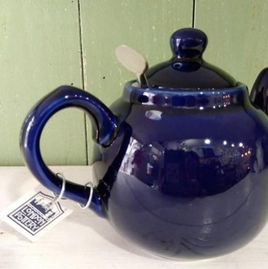 London Pottery「ロンドン ポタリー ティーポット コバルトブルー（濃い青） 600ml 2カップ用」 箱付き-  イギリス雑貨COTSWOLDS