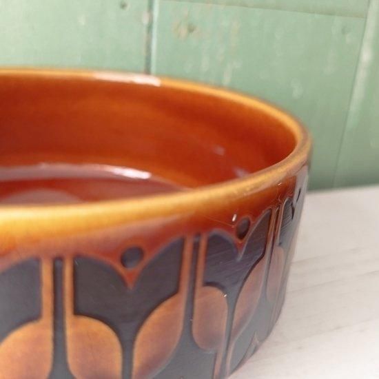 Hornsea 「Heirloom (Brown) ボウル（ボウル用のソーサー付き