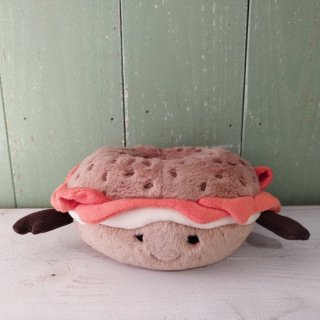 <img class='new_mark_img1' src='https://img.shop-pro.jp/img/new/icons12.gif' style='border:none;display:inline;margin:0px;padding:0px;width:auto;' />JellycatAmuseable Bagel ץ꡼å ߥ塼֥ ١