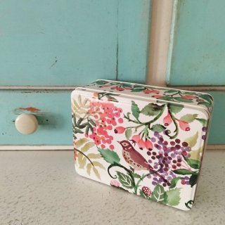 <img class='new_mark_img1' src='https://img.shop-pro.jp/img/new/icons12.gif' style='border:none;display:inline;margin:0px;padding:0px;width:auto;' />Emma Bridgewater Hedgerow Deep Rectangular ʥإåˡĹδ ޥ֥å