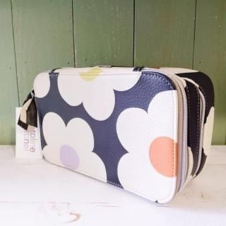 <img class='new_mark_img1' src='https://img.shop-pro.jp/img/new/icons12.gif' style='border:none;display:inline;margin:0px;padding:0px;width:auto;' />ڴָ12/31ޤǡcaroline gardner MULTI FLOWER CHARCOAL MAKE UP BAG ORGANISERױѹ񥭥饤󥬡ɥʡ ݡ