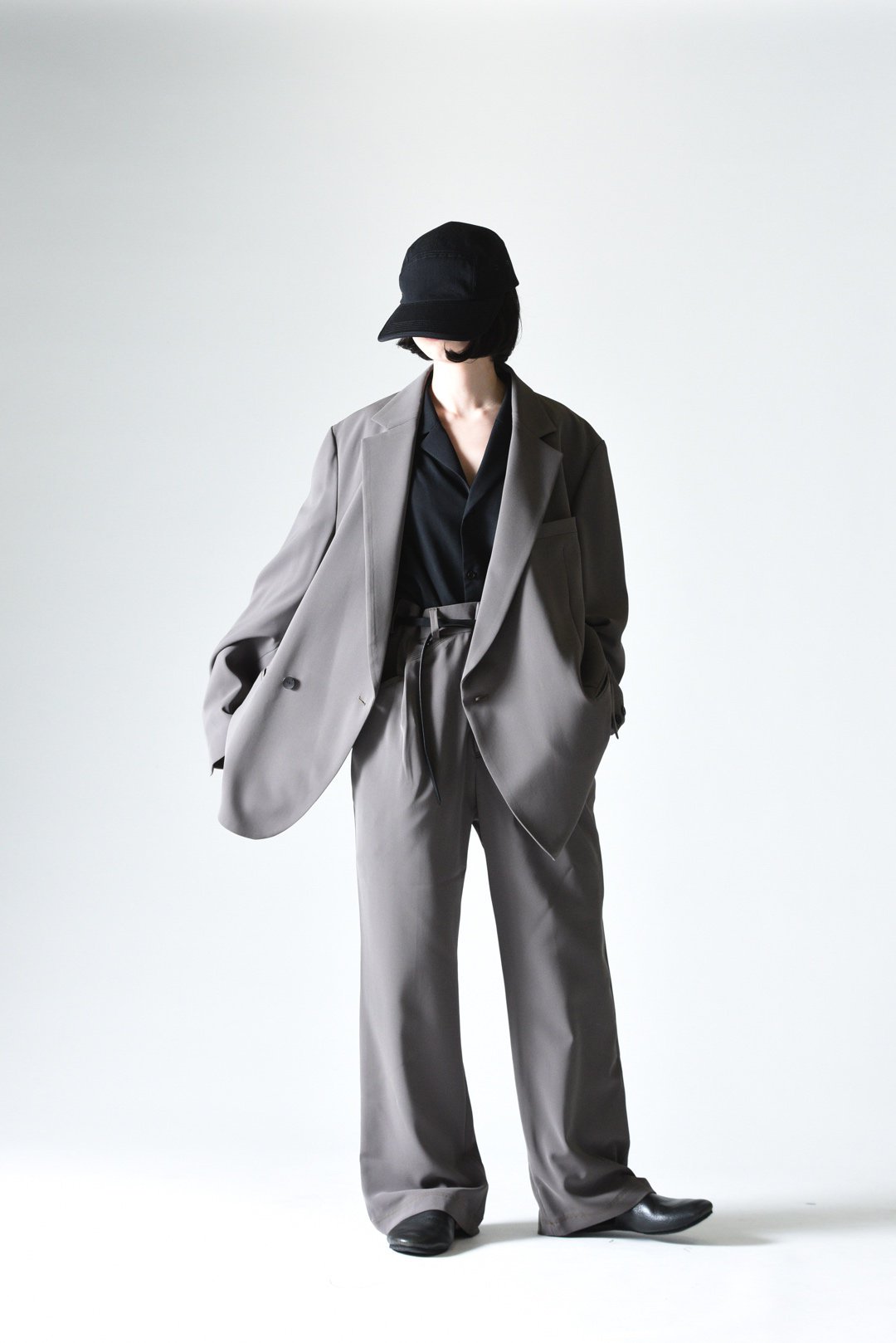 dauerbrenner SAKKO DOPPELREIHER khaki - BISHOOL,Edwina Horl,My Beautiful  Landlet,YANTOR等取扱い OVIE STUDIO の通販サイト