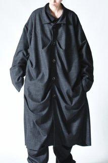 NEPHOLOGIST Tuck Clag Coat black